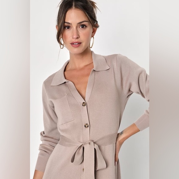 ❤️LULU’S❤️Charming Comfort Beige Collared Button-Up Sweater Dress - Picture 4 of 6